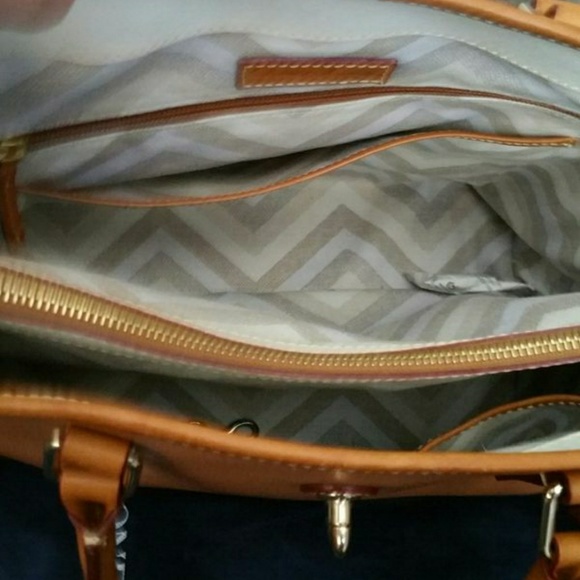 Dooney & Bourke